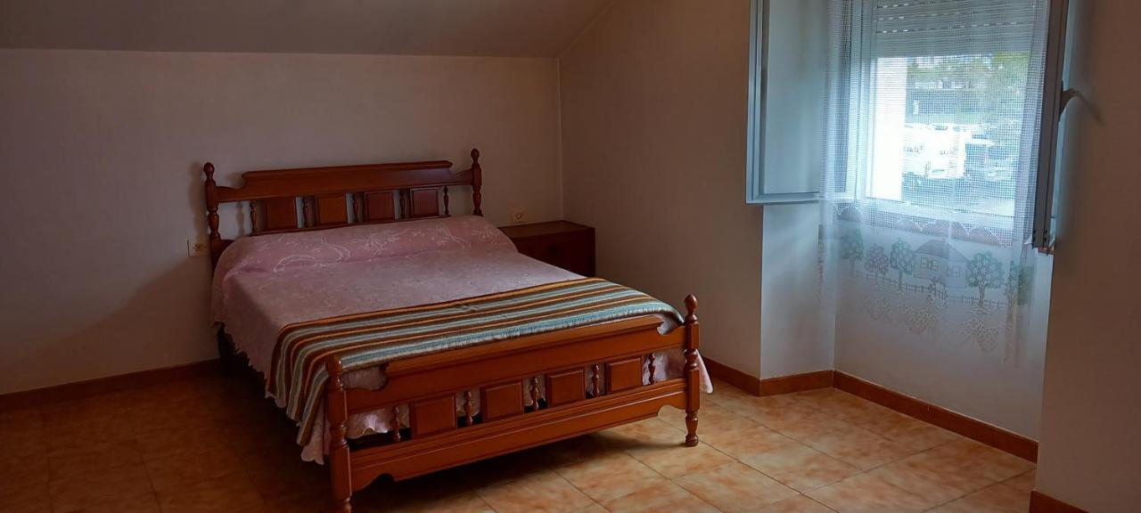 Hotel Pension Baires à O Coto Extérieur photo